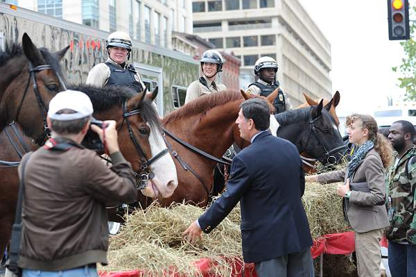 WIHS2-10-27-10-BreakfastMtdPolice-0540-DDeRosaPhoto.jpg