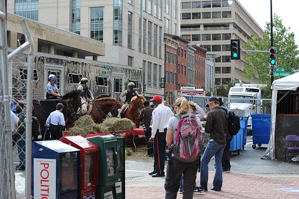 WIHS2-10-27-10-BreakfastMtdPolice-0618-DDeRosaPhoto.jpg