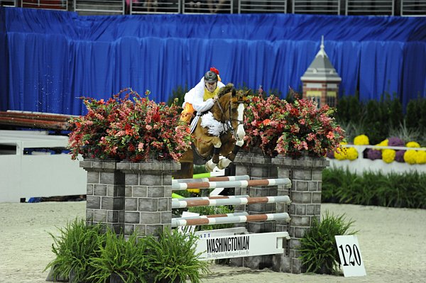 Washingtonian-WIHS2-10-28-10-4844-DDeRosaPhoto.jpg