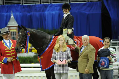 WIHS1-10-26-10-Cl186-WIHS_ChHtrCH-9570-Movado-BaileyBoyland-DDeRosaPhoto.jpg