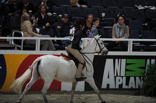 WIHS2-10-30-10-WIHSPnyEqFinals-7509-CarlyHoft-ChurchMouse-DDeRosaPhoto.jpg