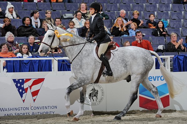 WIHS3-10-31-10-Cl191-RegHtrFinalsHrs-0377-RiosMerlin-BridgetLoveMeehan-DDeRosaPhoto.jpg