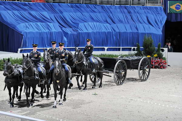 Caisson-WIHS2-10-30-10-8511-DDeRosaPhoto.JPG