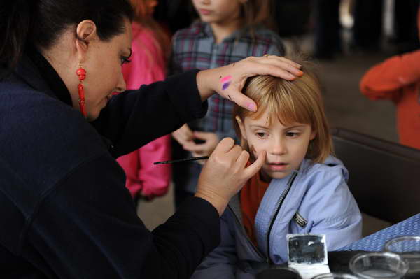 KidsDay-WIHS3-10-30-10-DSC_8202-KidsDay-DDeRosaPhoto.JPG