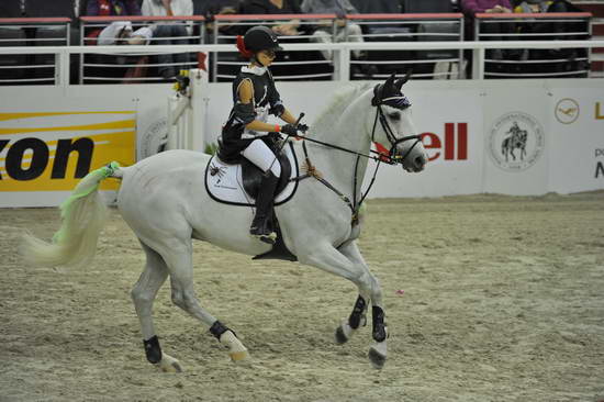 WIHS-10-27-11-Cl211-Gambler-5554-Gucci-EmilieMartinsen-DDeRosaPhoto.JPG