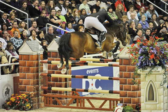 WIHS5-10-29-11-PresCup-1394-GreatAmerican-MarkLeone-DDeRosaPhoto