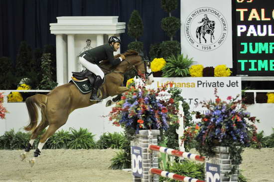 WIHS5-10-29-11-PresCup-1430-Taloubet-PauloSantana-DDeRosaPhoto