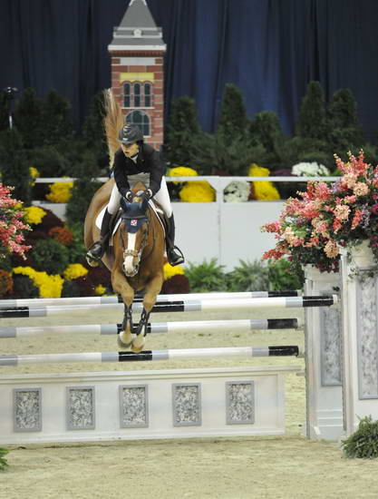 WIHS5-10-29-11-PresCup-1445-Taloubet-PauloSantana-DDeRosaPhoto