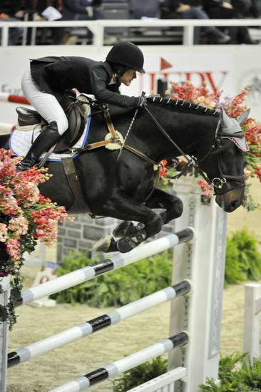 WIHS5-10-29-11-PresCup-1567-Vigaro-Sarah Tredennick-DDeRosaPhoto