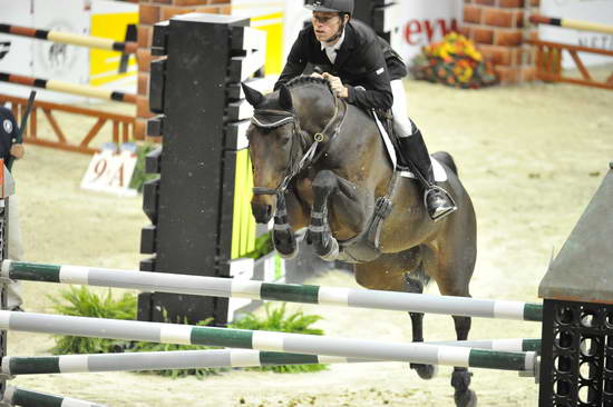 WIHS5-10-29-11-PresCup-1601-BonAmi-ScottBrash-DDeRosaPhoto