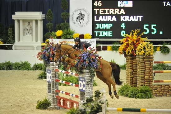 WIHS5-10-29-11-PresCup-1669-Teirra-LauraKraut-DDeRosaPhoto