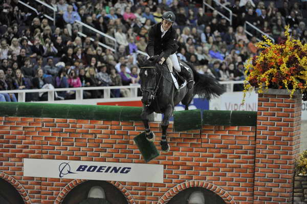 IntertoyZ-ScottBrash-WIHS4-10-28-11-Puissance-4364-DDeRosaPhoto.JPG