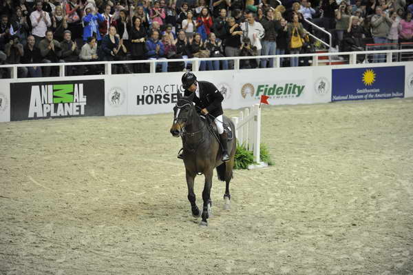 Unique-NickSkelton-WIHS4-10-28-11-Puissance-4422-DDeRosaPhoto.JPG