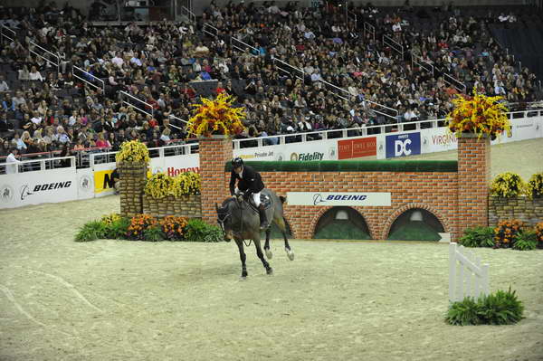 Unique-NickSkelton-WIHS4-10-28-11-Puissance-8537-DDeRosaPhoto.JPG