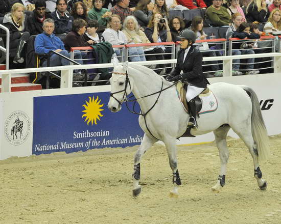 WIHS5-10-29-11-PresCupJmpOff-DER_2008-Indigo-Margieengle-DDeRosaPhoto.JPG