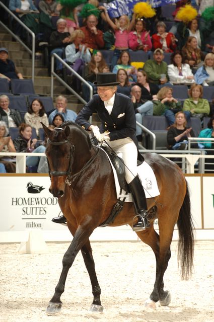 27-WIHS-CathyMorelli-BeSe-Dressage-10-27-05-DDPhoto.JPG