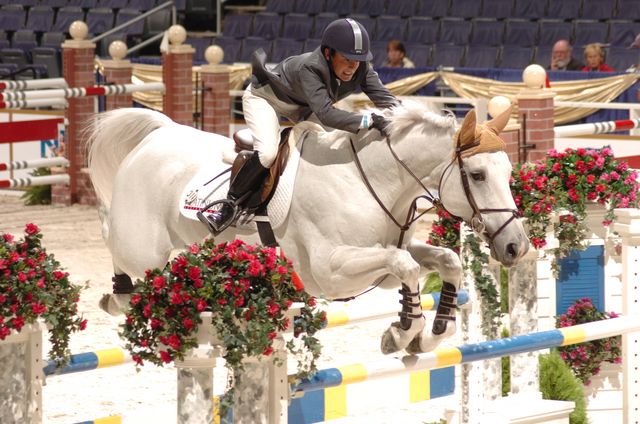 055-WIHS-MaryLisaLeffler-Gerona92-10-28-05-CL211OpJpr-DDPhoto.JPG