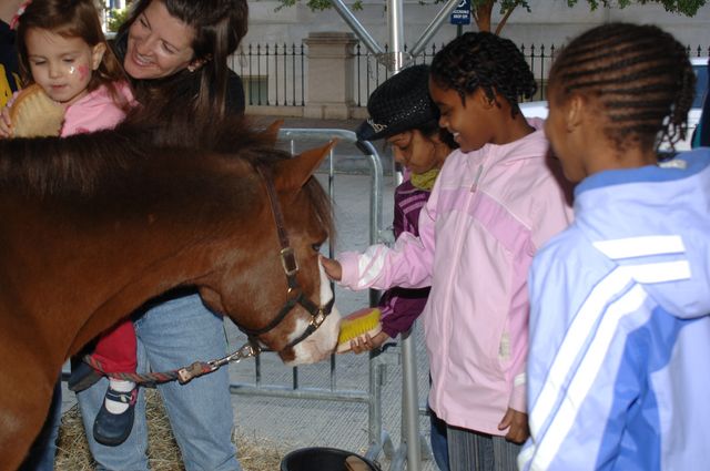 027-WIHS-PonyPavilion-10-29-05-DDPhoto.JPG