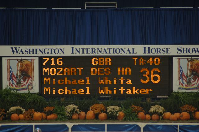216-WIHS-MichaelWhitaker-Mozart-10-29-05-DDPhoto.JPG