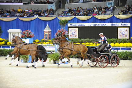 10-24-08-WIHS-745-DeRosaPhoto.jpg