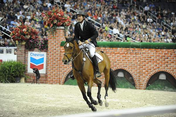 WIHS-10-23-09-DER_7668-CaretinaIII-CharlieJayne-Puissance-DDeRosaPhoto.jpg