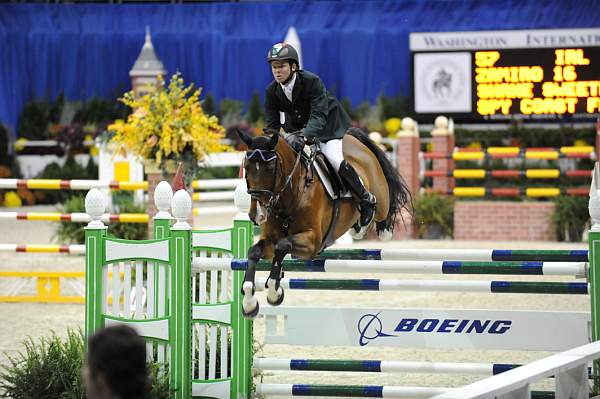 WIHS-10-24-10-PresCup-DSC_1199-Zamiro16-ShaneSweetnam-DDeRosaPhoto.jpg