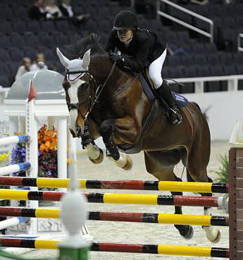 WIHS-10-23-09-DER_8542-LuckyOne-LillianHahn-A-OJprs-DDeRosaPhoto.jpg