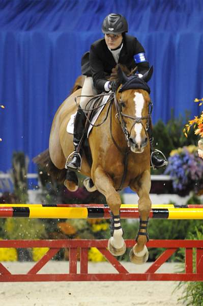 WIHS-10-22-09-DSC_5969-ElRegresoConga-JacquelineLubrano-JrJpr-DDeRosaPhoto.jpg