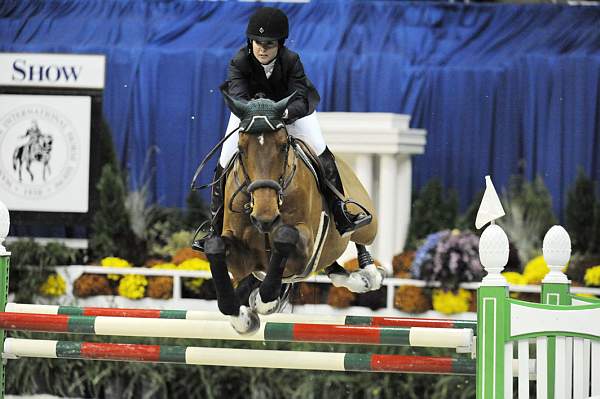 WIHS-10-22-09-OpJpr210-DER_5947-Capitano-DanielleTorano-DDeRosaPhoto.jpg