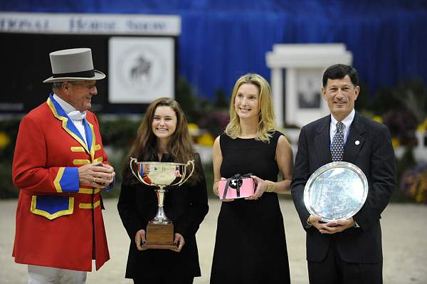 WIHS-10-24-10-Cl182-WIHSJrEqJpr-DSC_0361-JohnFranzreb-JulietReid-EricStraus-DDeRosaPhoto.jpg