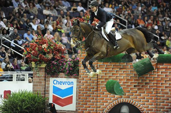 WIHS-10-23-09-DER_7724-Vancouver-McLainWard-Sponsors-Chevron-DDeRosaPhoto.jpg