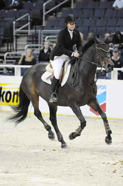 WIHS-10-21-09-AdultJprCh-DSC_3421-PasificSun-SarahKirson-DDeRosaPhoto.jpg