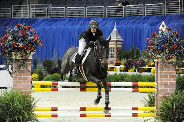 WIHS-10-21-09-DSC_3653-AdultJprCh-TuckersTown-KathrynFogarty-DDeRosaPhoto.jpg