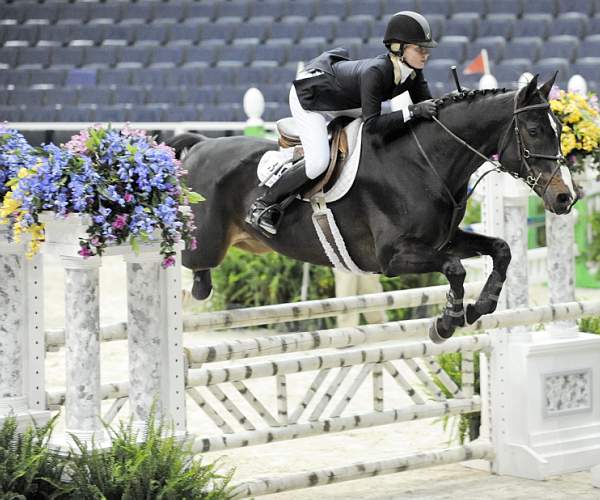 WIHS-10-21-09-DSC_2995-WIHSChildJpr-MioW-KimberlySaul-DDeRosaPhoto.jpg