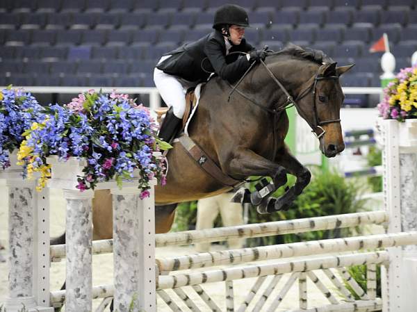 WIHS-10-21-09-DSC_3002-WIHSChildJpr-Kiwi-ElainaPlott-DDeRosaPhoto.jpg