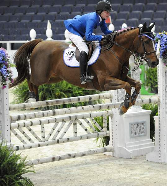 WIHS-10-21-09-DSC_3021-WIHSChildJpr-Nesbit-AlexaAdelson-DDeRosaPhoto.jpg