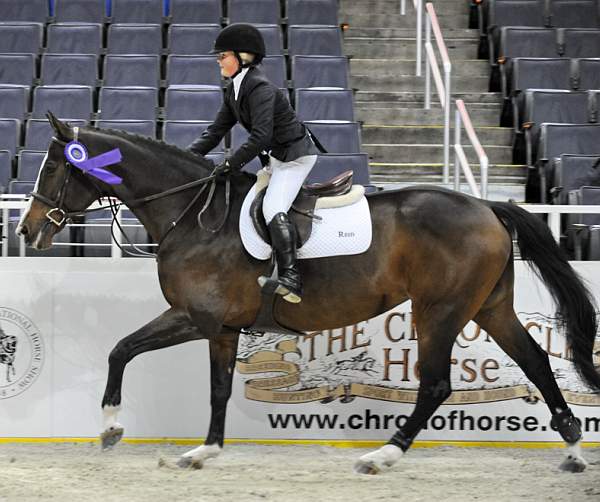 WIHS-10-21-09-DSC_3263-WIHSChJpr-QueenofHearts-ChloeReid-DDeRosaPhoto.jpg