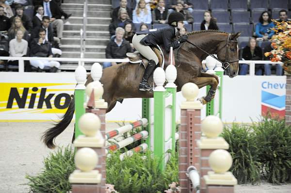 WIHS-10-24-10-Cl182-WIHSJrEqJpr-DSC_0288-Patrick-LucyDavis-DDeRosaPhoto.jpg