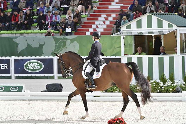 WEG1-Dressage-8-26-14-GPTeam-0007660-LauraGraves-Verdades-USA-DDeRosaPhoto