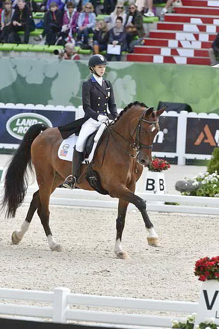 WEG1-Dressage-8-26-14-GPTeam-0007742-LauraGraves-Verdades-USA-DDeRosaPhoto