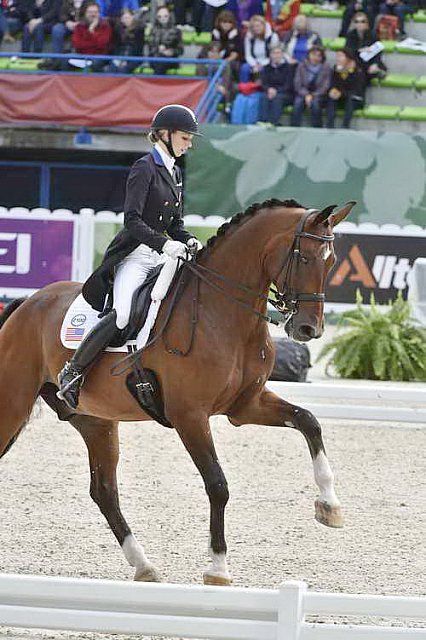 WEG1-Dressage-8-26-14-GPTeam-0007745-LauraGraves-Verdades-USA-DDeRosaPhoto