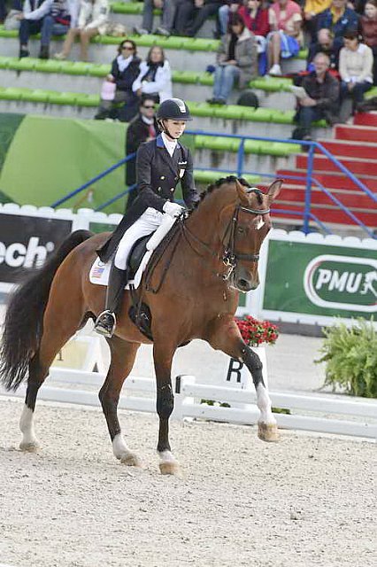 WEG1-Dressage-8-26-14-GPTeam-0007752-LauraGraves-Verdades-USA-DDeRosaPhoto