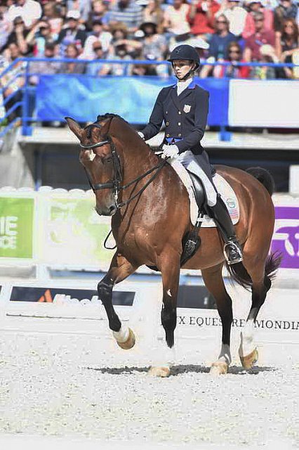 WEG1-Dressage-Freestyle-0006208-LauraGraves-Verdades-USA-DDeRosaPhoto