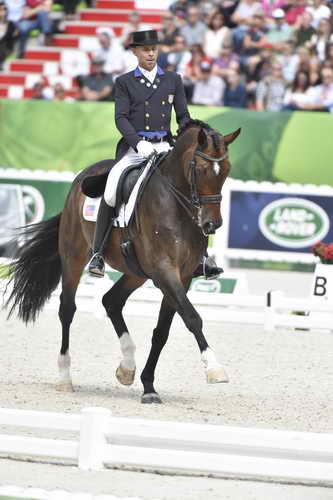 WEG1-Dressage-Freestyle-0005968-SteffenPeters-Legolas94-USA-DDeRosaPhoto