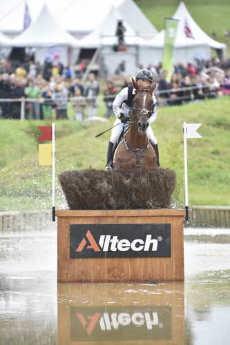 WEG2-Eventing-8-30-14-0000075-SandraAuffarth-OpgunLouvo-DDeRosaPhoto