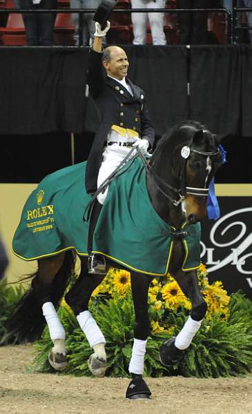 WorldCup-4-16-09-Dressage-1086-Ravel-SteffenPeters-DDeRosaPhoto