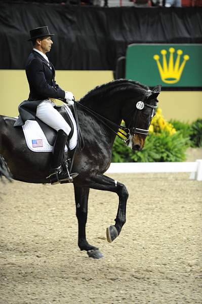 WorldCup-4-16-09-Dressage-727-SteffenPeters-Ravel-DDeRosaPhoto