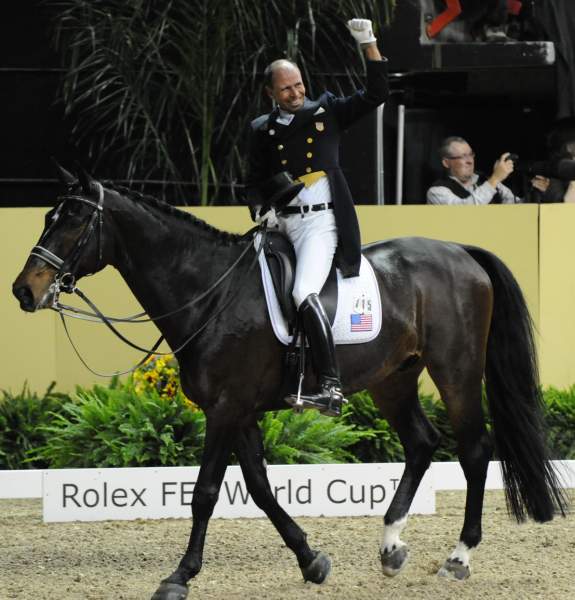 WorldCup-4-16-09-Dressage-822-SteffenPeters-Ravel-DDeRosaPhoto