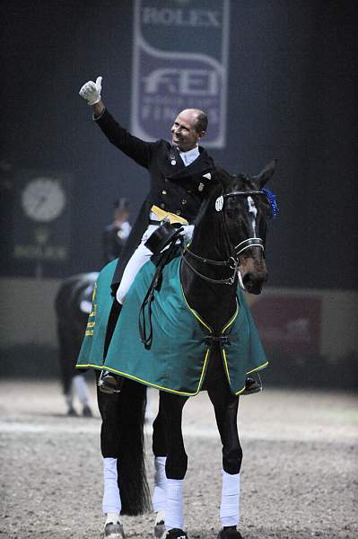 WorldCup-4-18-09-DressageAwardsFinal-578-SteffenPeters-Ravel-DDeRosaPhoto