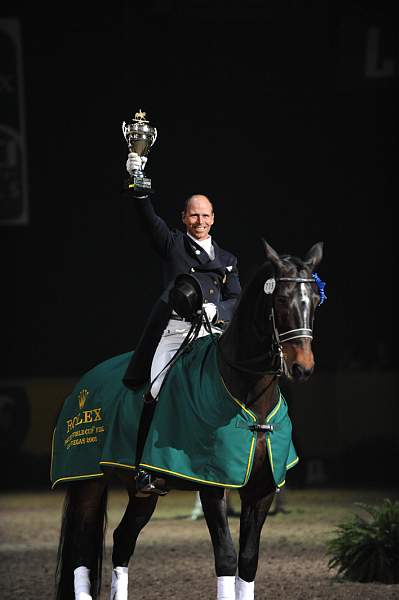 WorldCup-4-18-09-DressageAwardsFinal-659-SteffenPeters-Ravel-DDeRosaPhoto